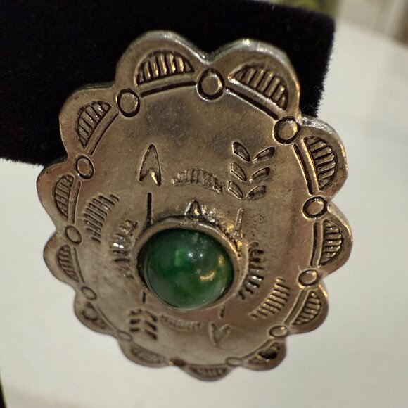 Artisan Scalloped Edge Metallic Post Earrings - Picture 4 of 8